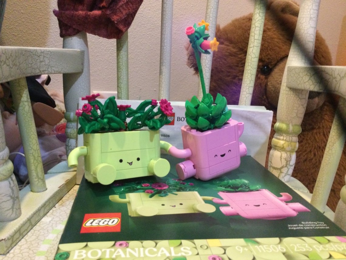 Lego flower pots